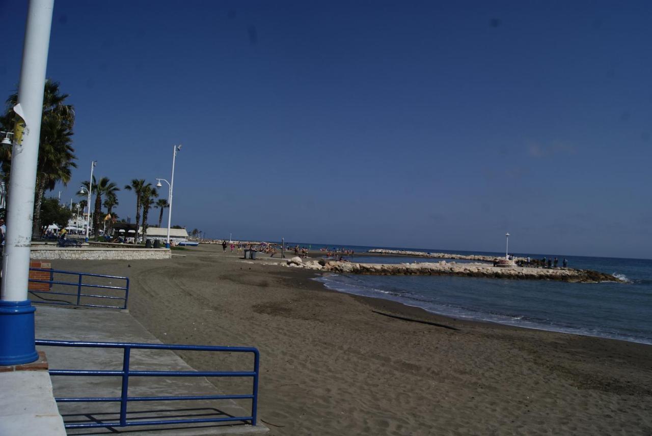 Casa Lopez- Lujosa Casa De Playa En Malaga Villa Luaran gambar